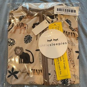 Little sleepies big cats zippy